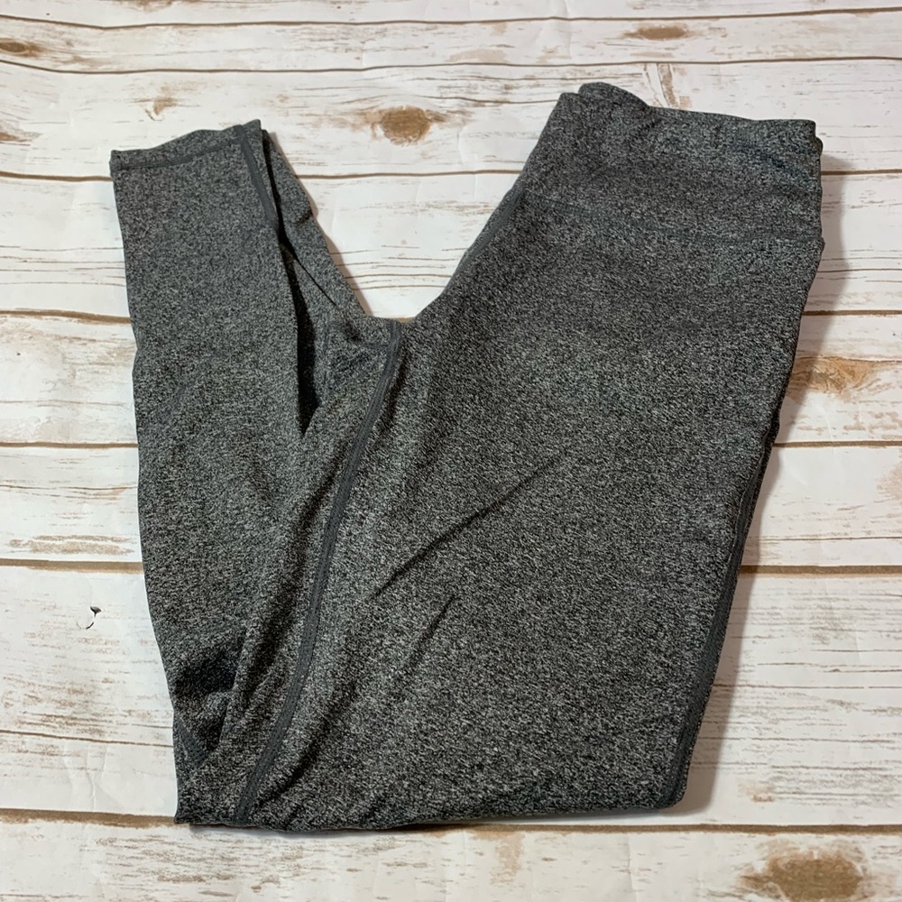 🎉SALE!!! Compression legging w/pocket - M